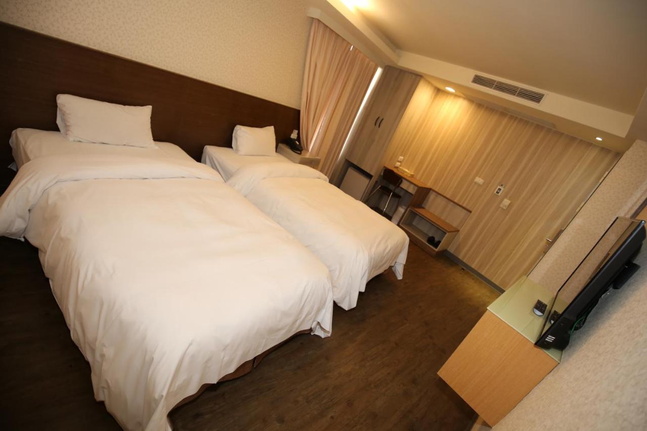 Tai Shinu Hotel Douliu Exterior photo