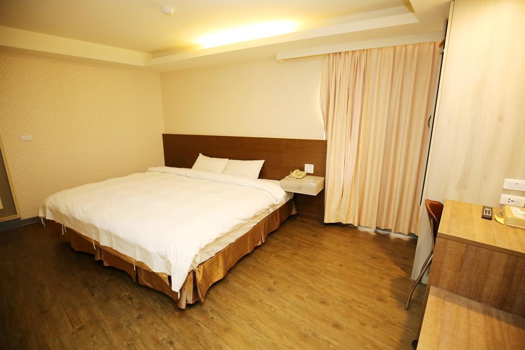 Tai Shinu Hotel Douliu Exterior photo